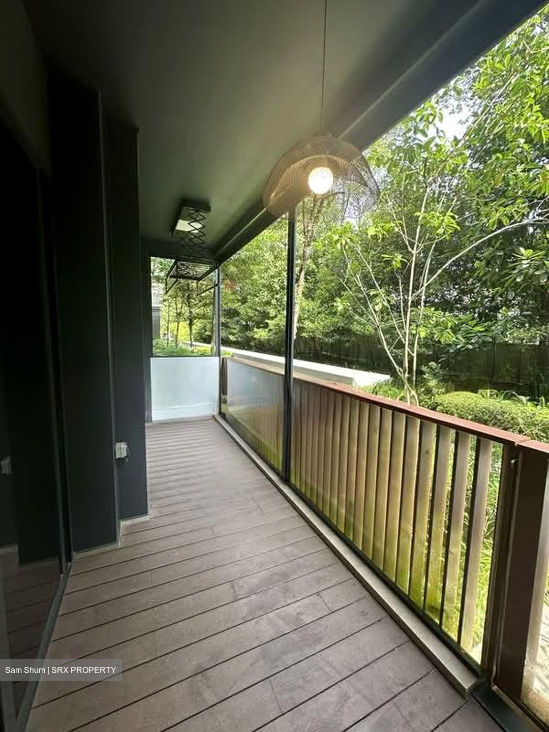 Royalgreen (D10), Condominium #595185221